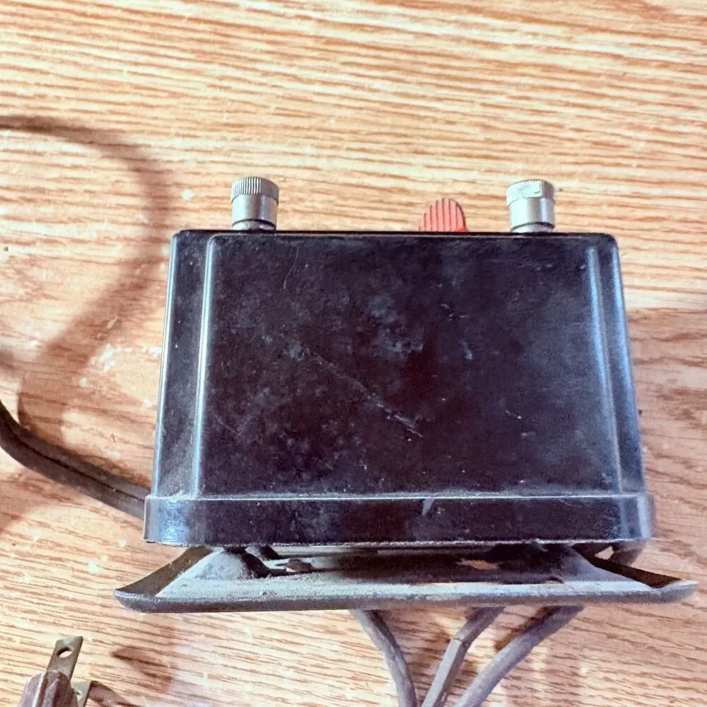 Lionel Transformer Type 1011, 25 Watt  Untested For Parts And Restoration